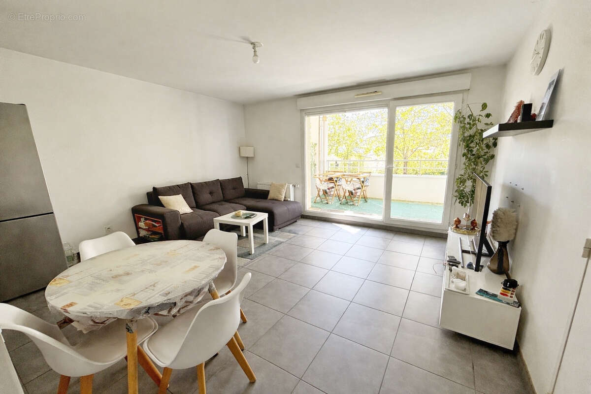 Appartement à VENISSIEUX