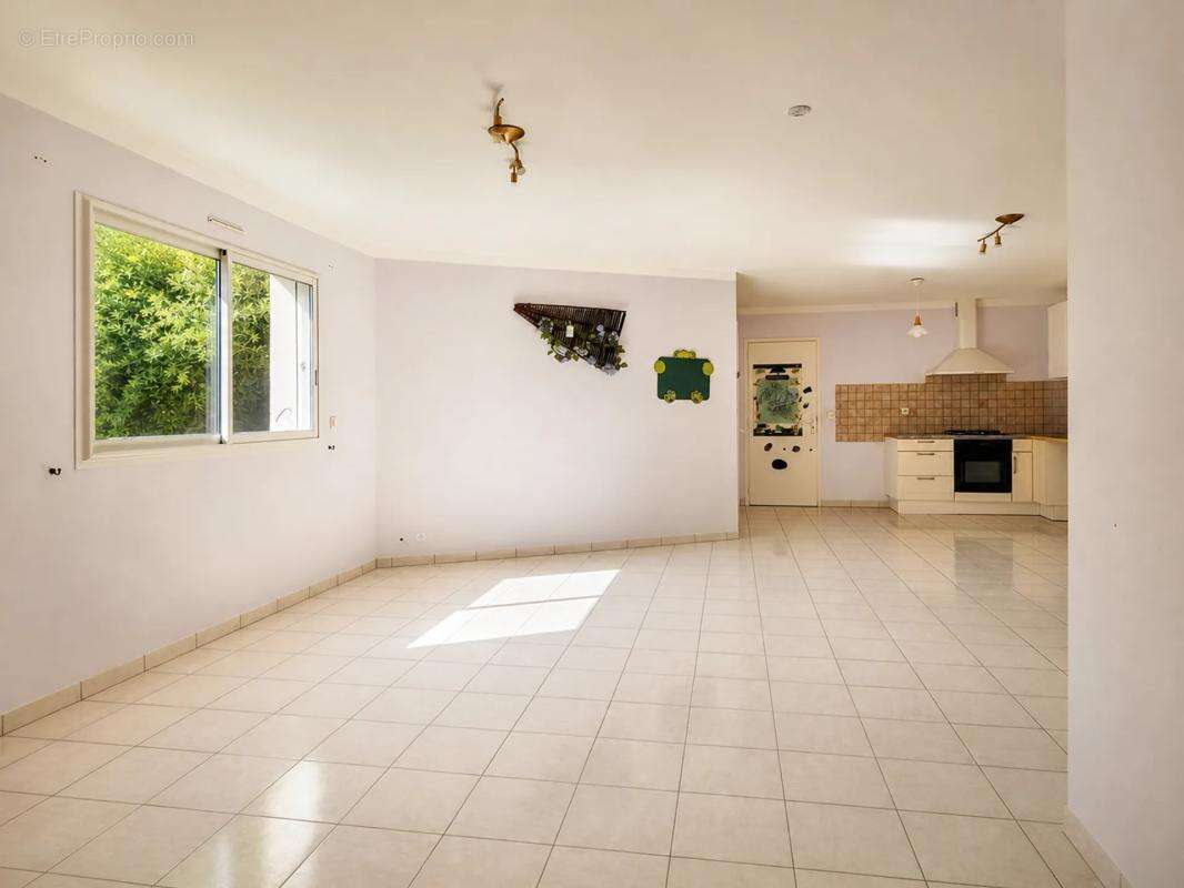 Maison de 6 pièces de 132 m² à Le Temple-sur-Lot - photo 9