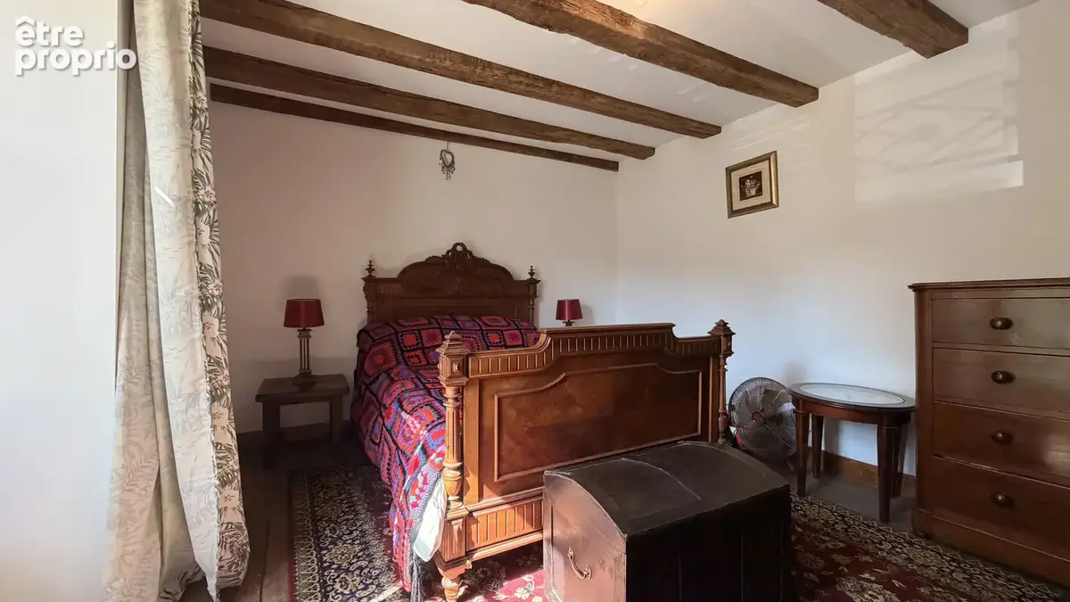 Maison renovée au centre ville de Montmorillon - photo 9