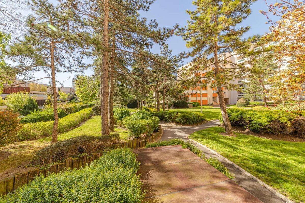 Appartement à EPINAY-SUR-SEINE