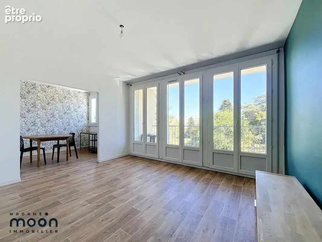 Photo Appartement à Oullins au prix de 225 000€