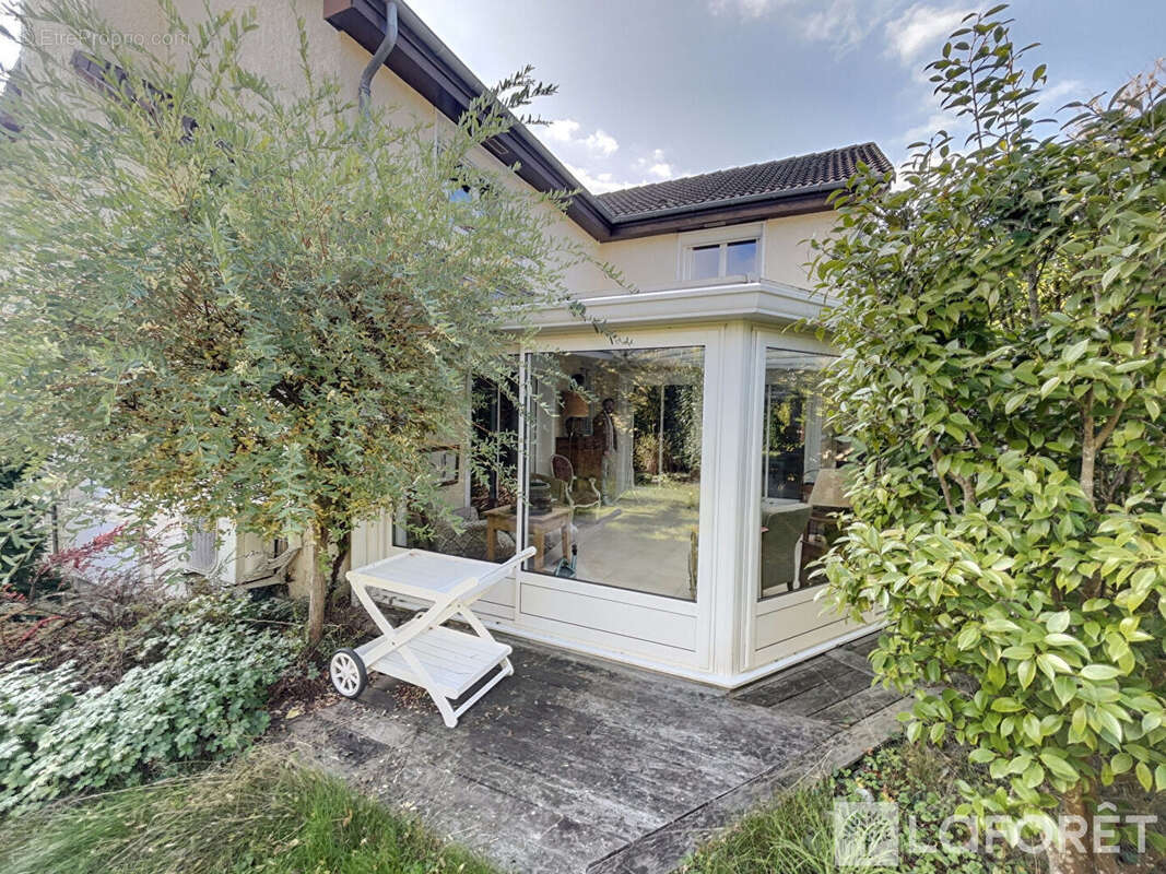 Maison à GIF-SUR-YVETTE