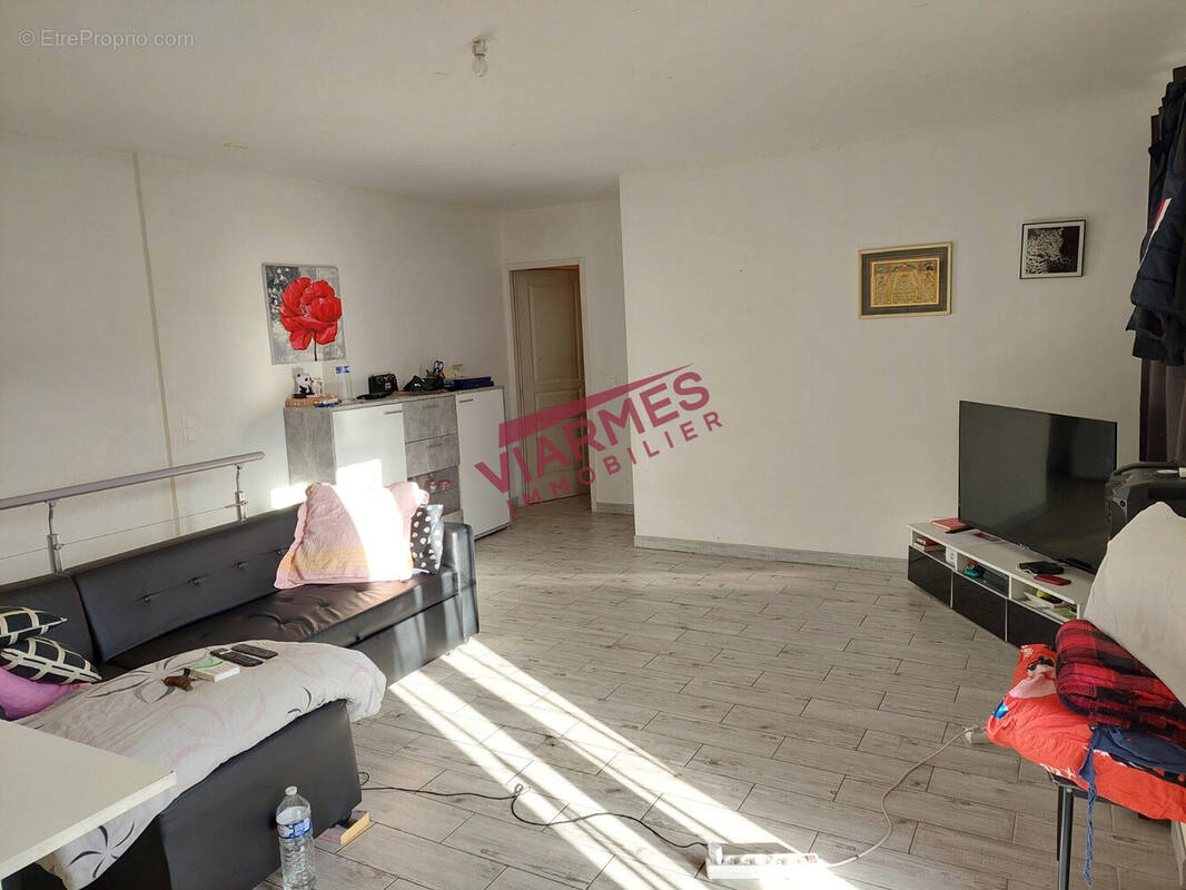 Appartement à VIARMES