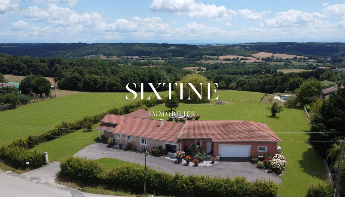 Maison 271 m² à La Chapelle-De-Surieu  - photo 2
