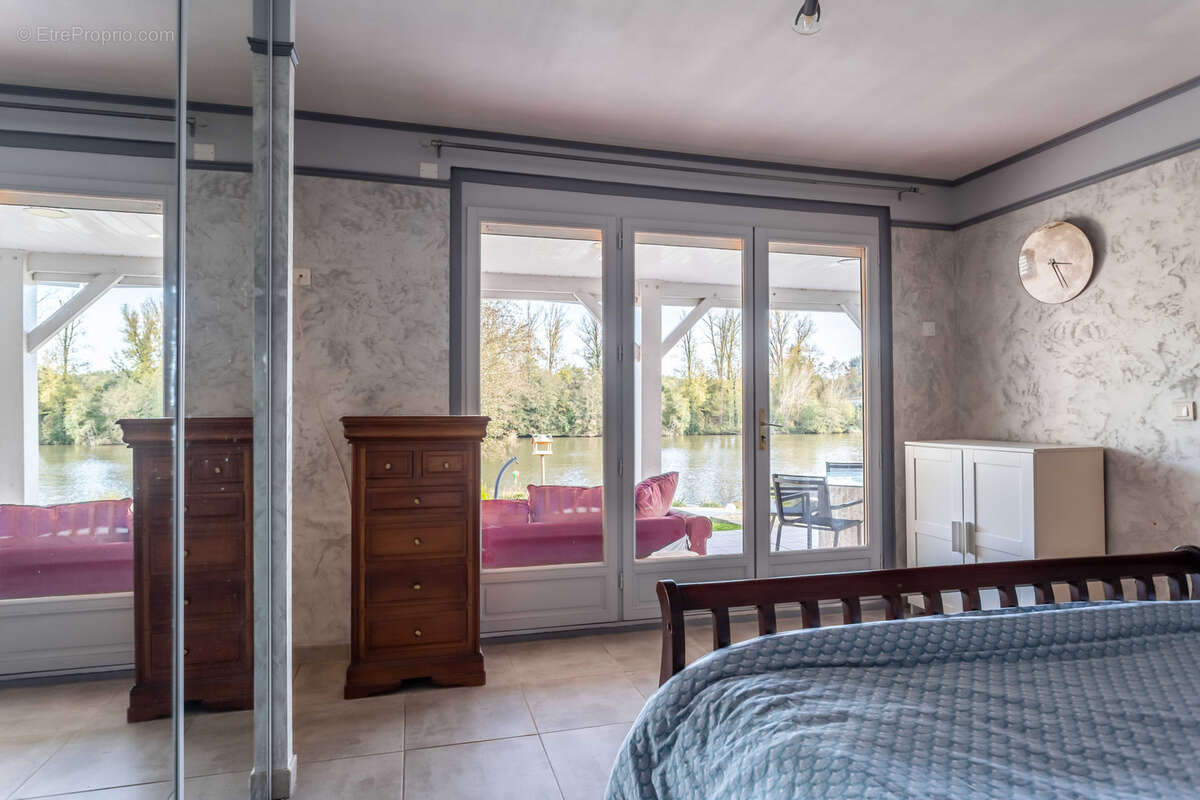 Maison à SAINT-SYLVESTRE-SUR-LOT