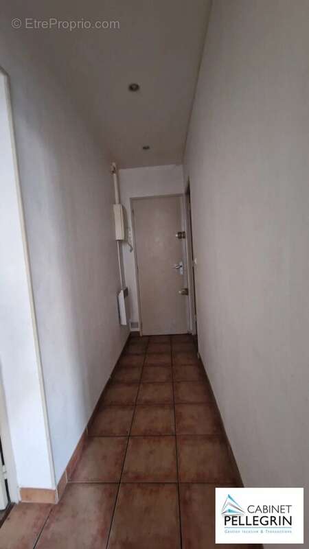 Appartement à MARSEILLE-3E