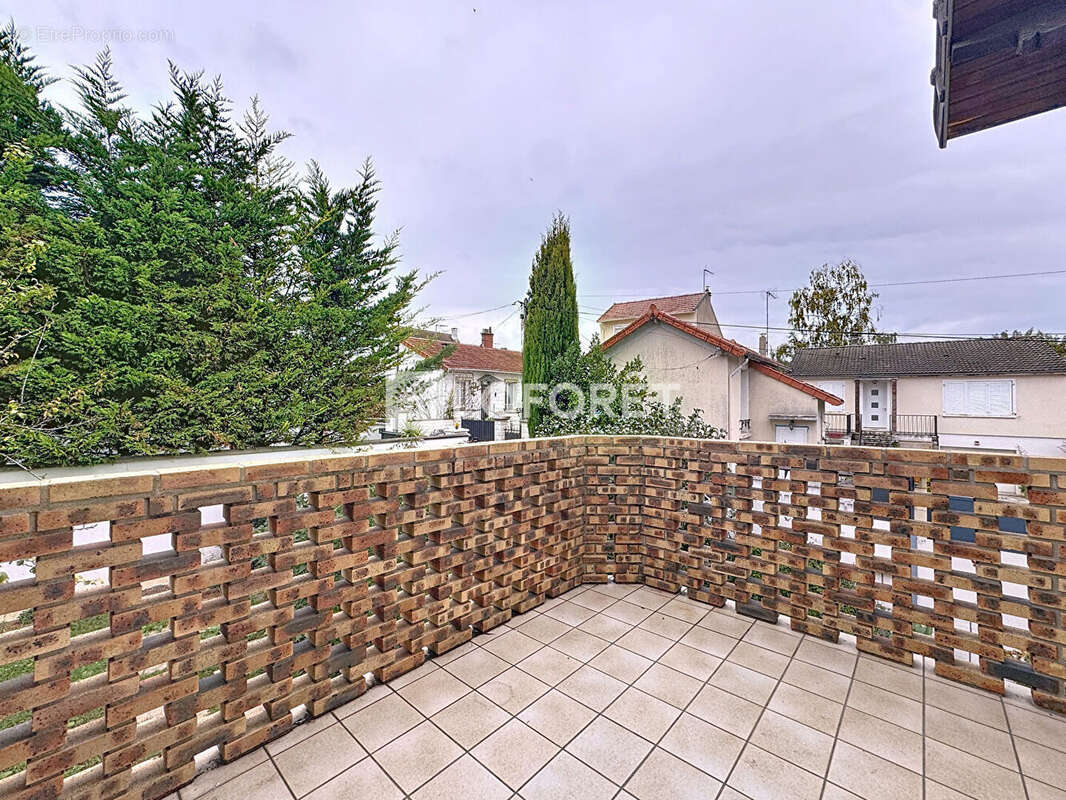 Maison à BONNEUIL-SUR-MARNE