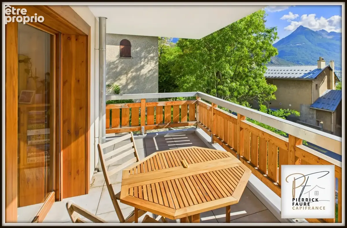 T3 avec terrasse plein sud, vue montagnes, cave à Briançon - photo 10