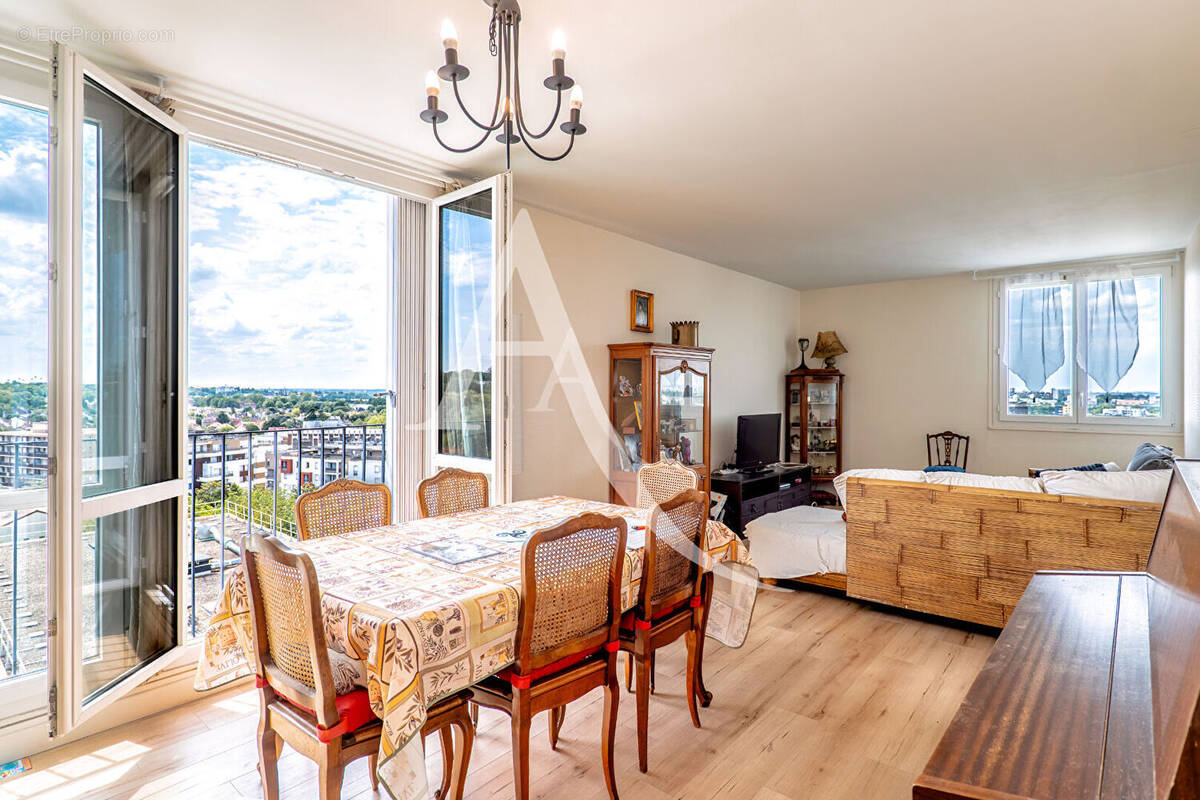 Appartement à BOISSY-SAINT-LEGER