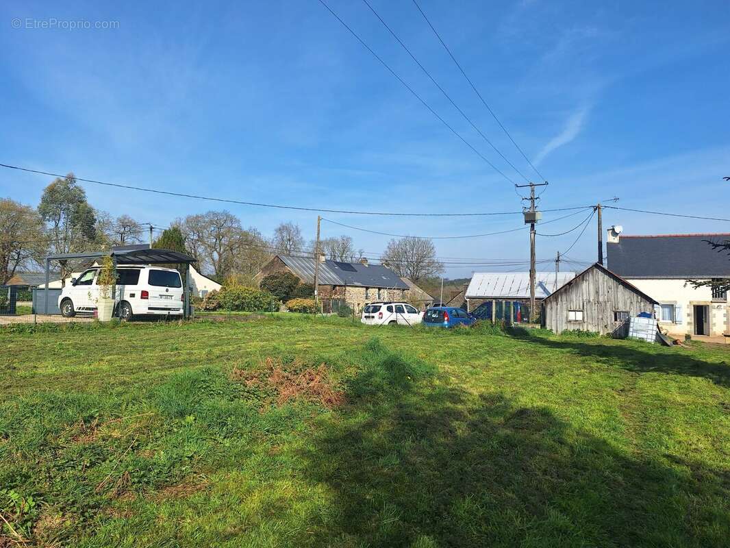 Maison à BAINS-SUR-OUST