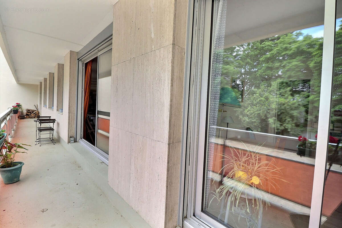 Appartement à MAREIL-MARLY