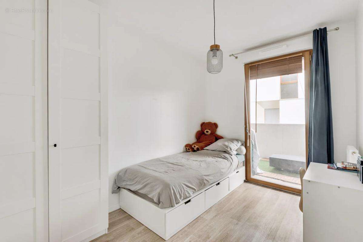 Appartement à L'ILE-SAINT-DENIS