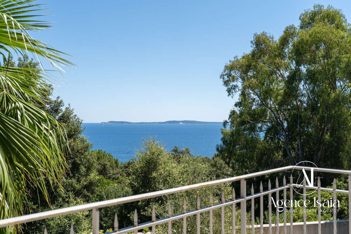 Maison à RAYOL-CANADEL-SUR-MER