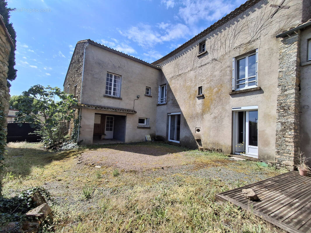 Maison à SAINT-VINCENT-STERLANGES