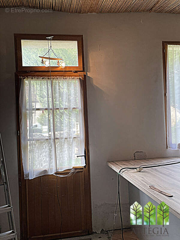 Maison à CHATELUS-MALVALEIX