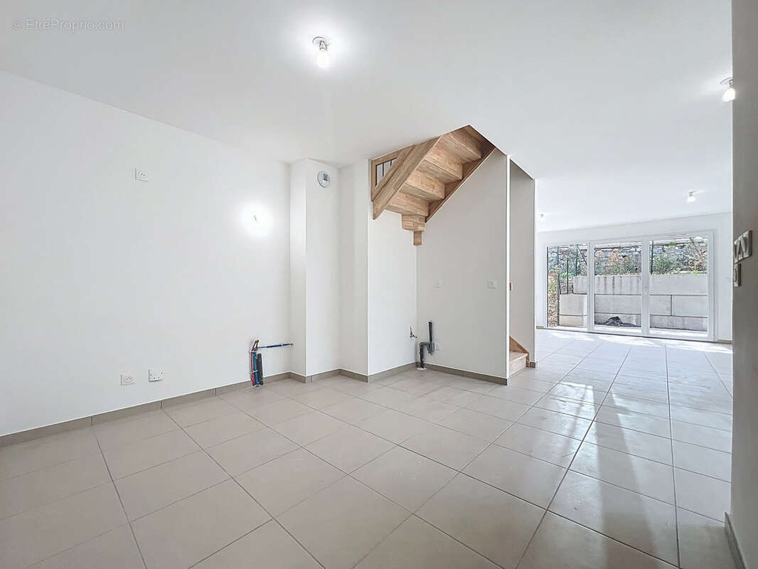 Maison à LA RAVOIRE