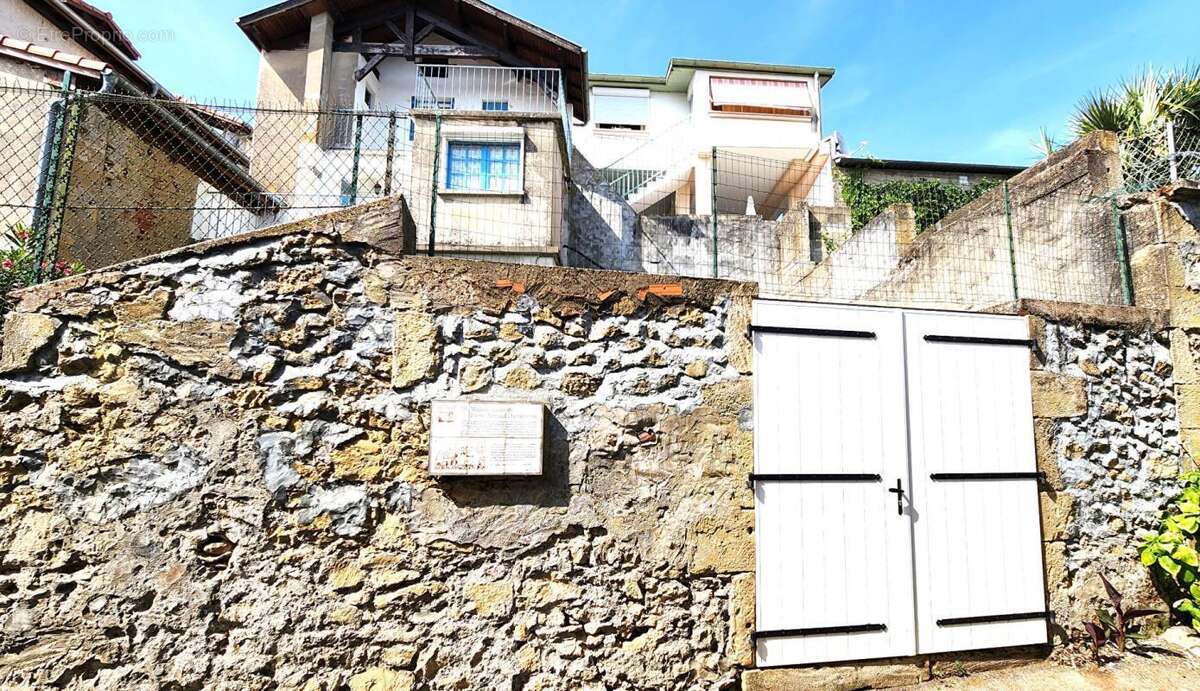 Maison à MUGRON