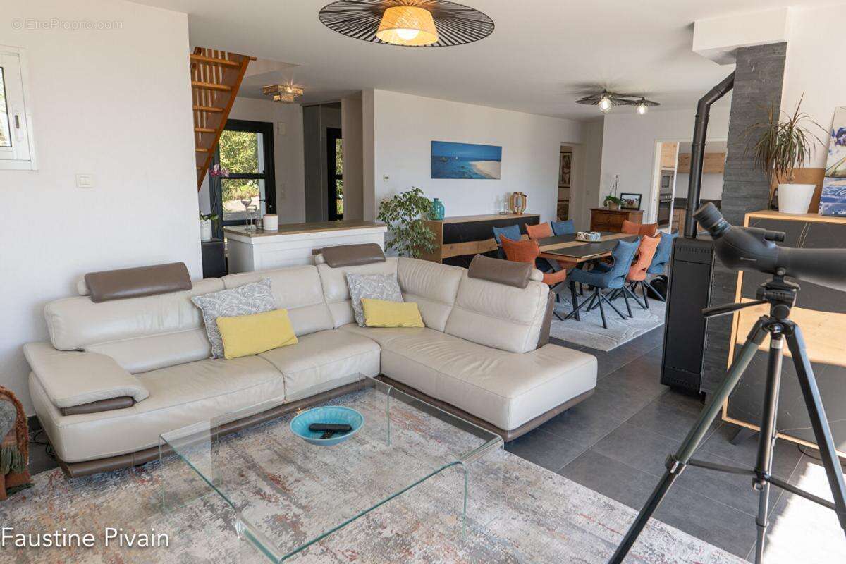 Belle propriété contemporaine vue golfe - photo 4