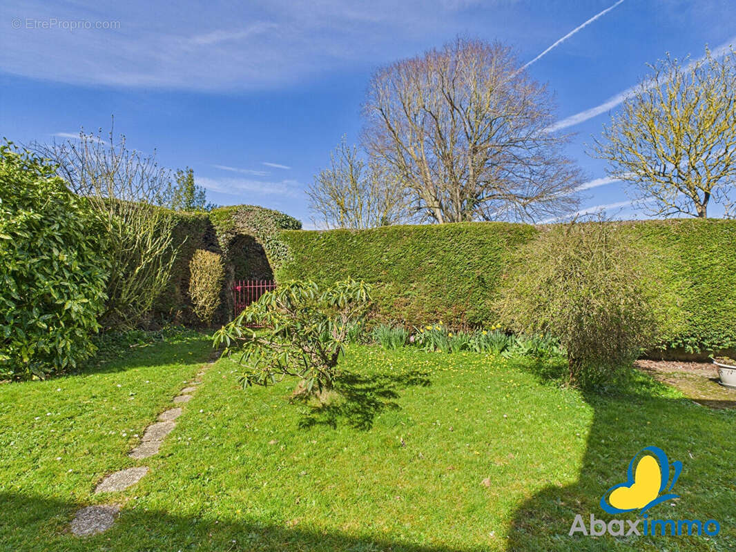Maison à CESNY-BOIS-HALBOUT
