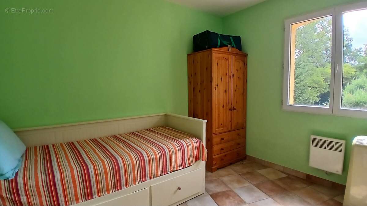 Agréable villa avec 4 chambres et chalet indépendant. - photo 22