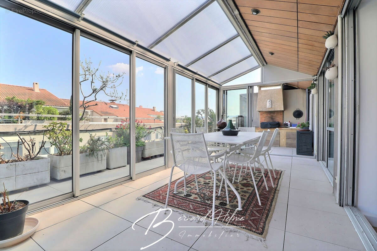 Appartement à MARSEILLE-8E