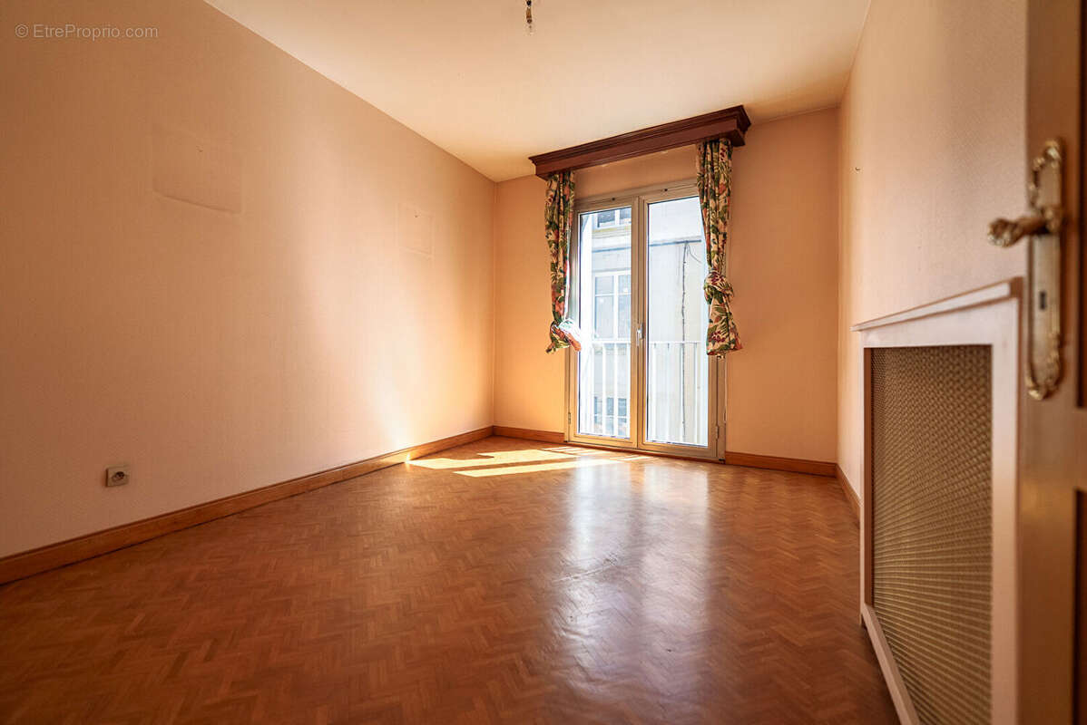 Appartement à CARCASSONNE