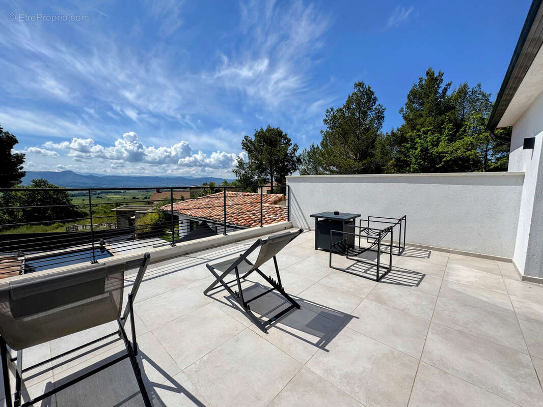 Maison à PUYLOUBIER