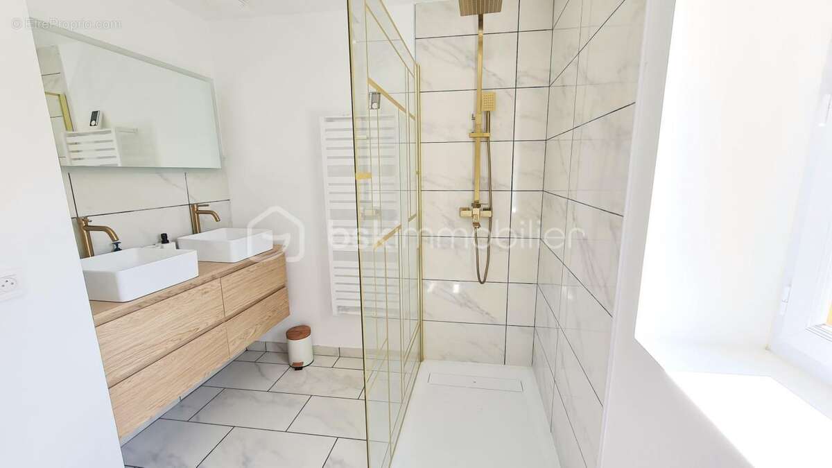 Appartement à CLAYE-SOUILLY