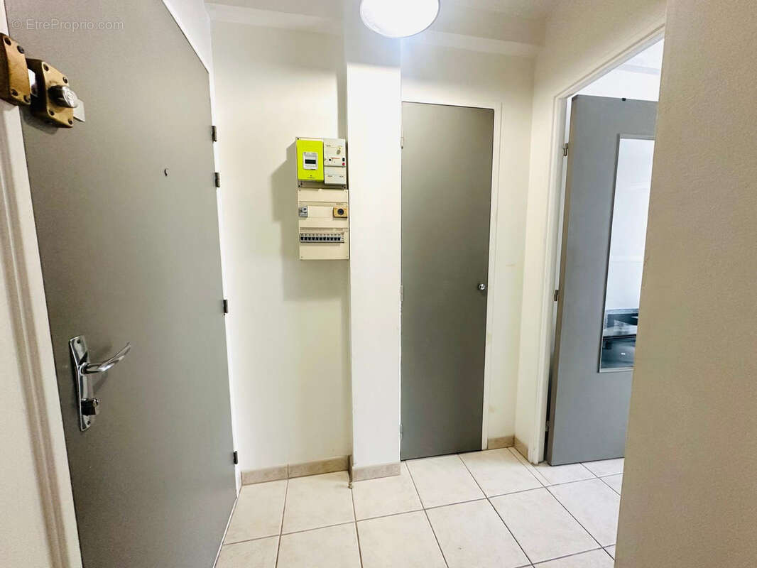 EXCLUSIVITE A vendre studio libre Tours Prébendes - photo 4