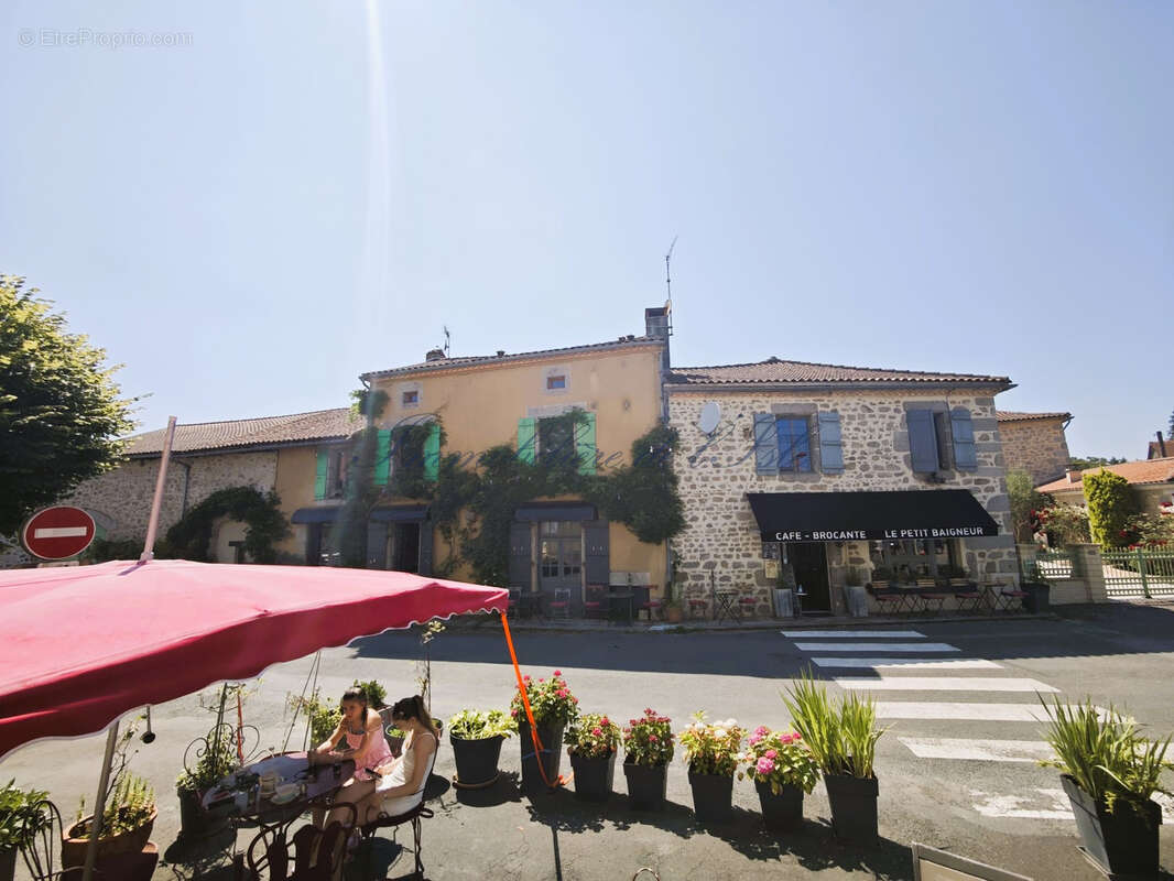 Commerce à SAINT-ESTEPHE