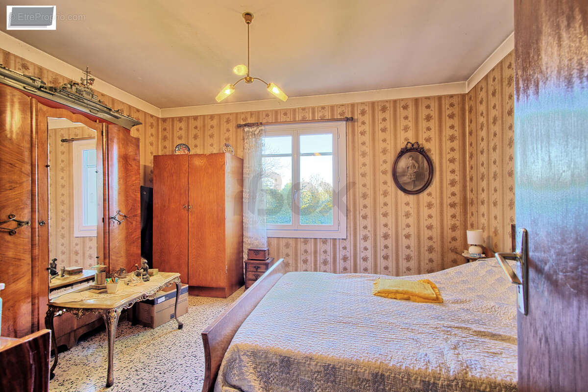 À vendre : Maison T3 de 67 m2 à rénover   Toulon Ouest - photo 6