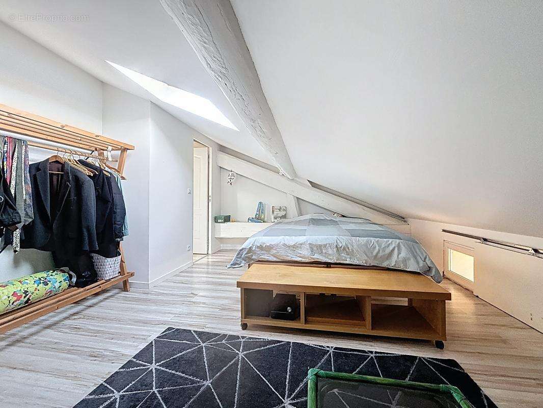 Appartement - Duplex - 3 Chambres - Garage - Place de parking - Proche commodités - photo 17