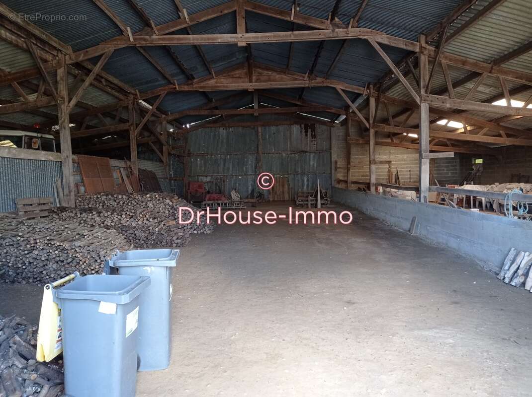 Maison à COMMEQUIERS