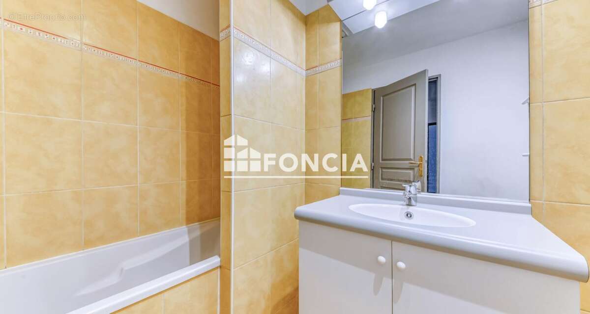 Appartement à LYON-1E