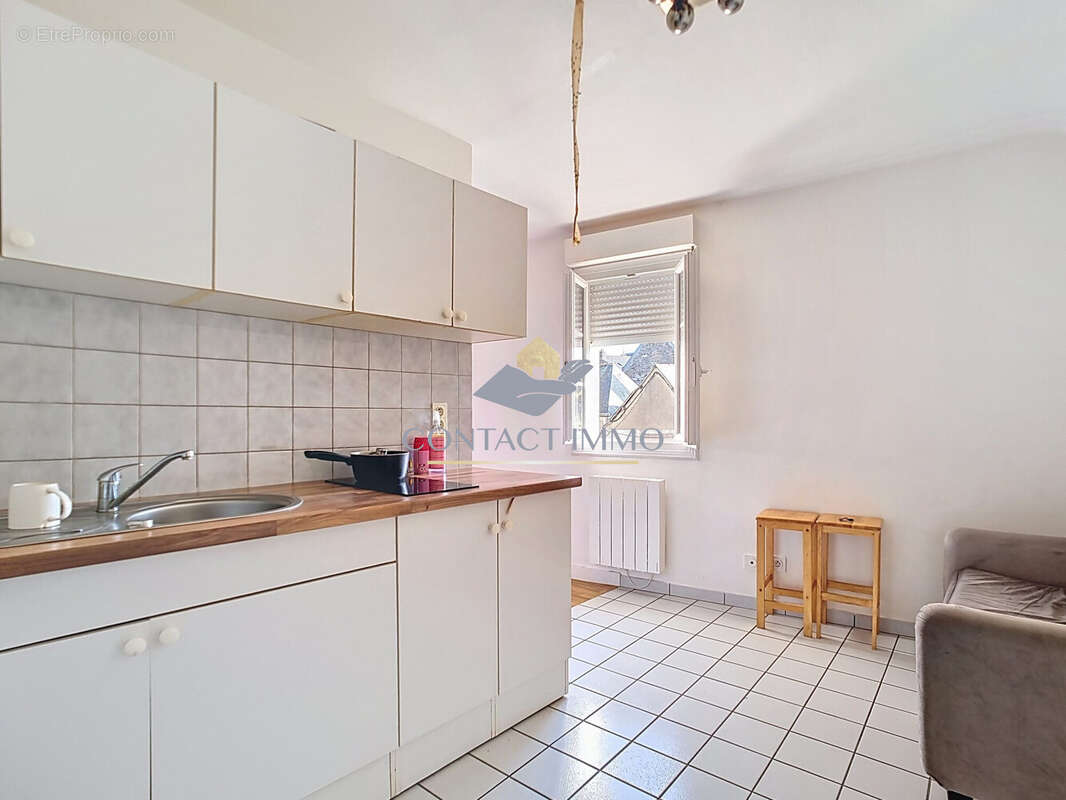 studio 2ème étage droite - Appartement à PONTIVY