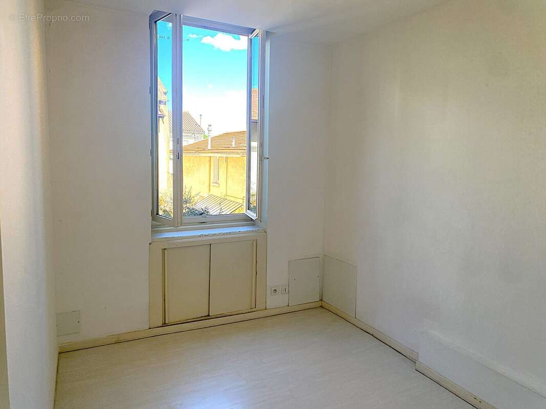 Appartement à VILLEFRANCHE-SUR-SAONE