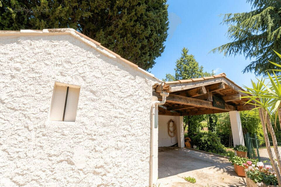Appartement à MOUGINS