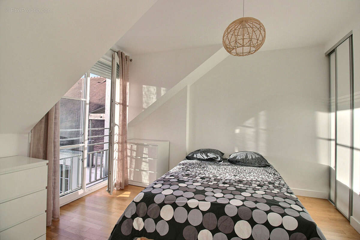 Appartement à MAISONS-LAFFITTE