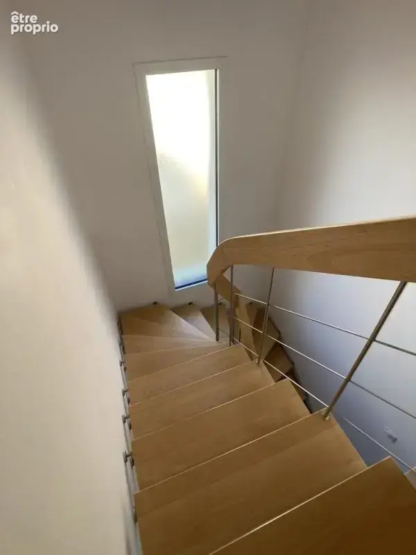 Villa contemporaine avec piscine - emplacement privilégié ! - photo 14