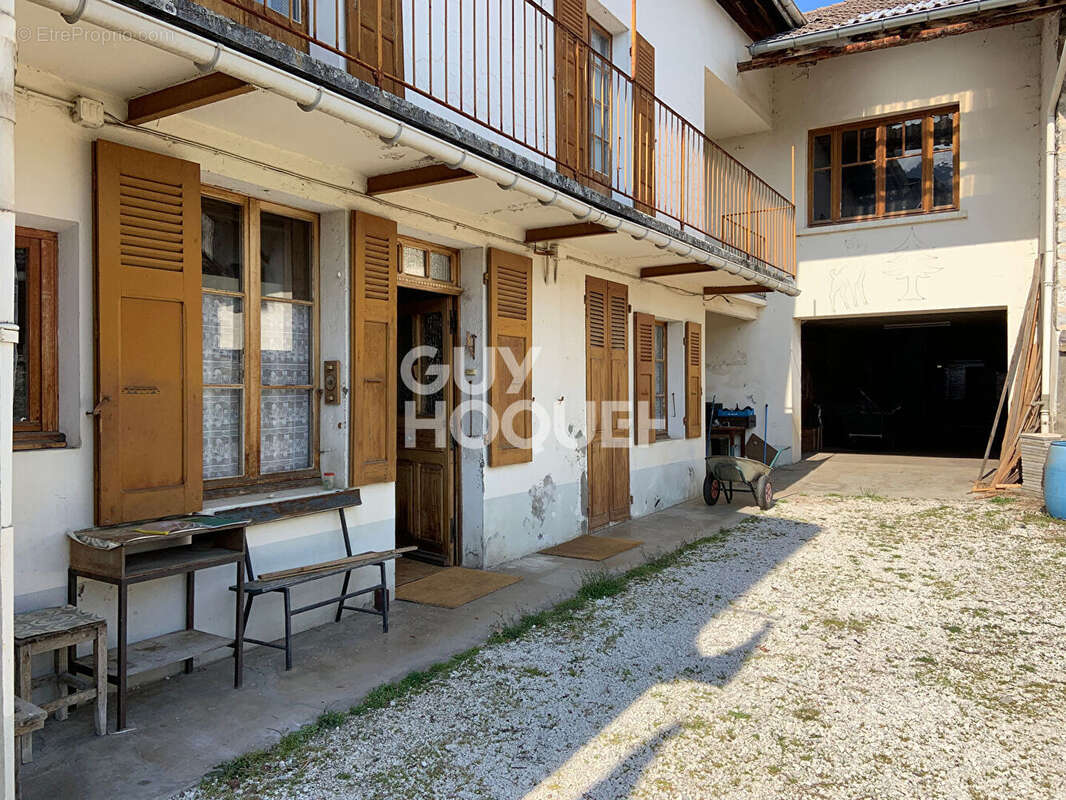 Maison à BARRAUX