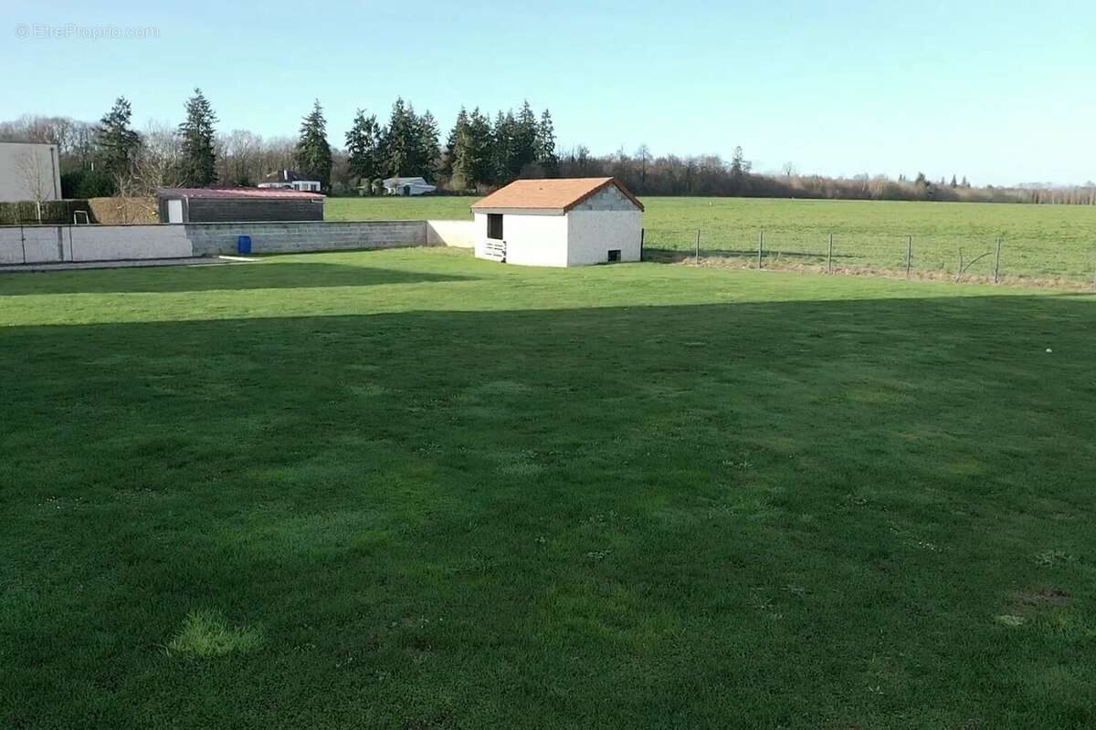Maison à FRESNEY-LE-VIEUX