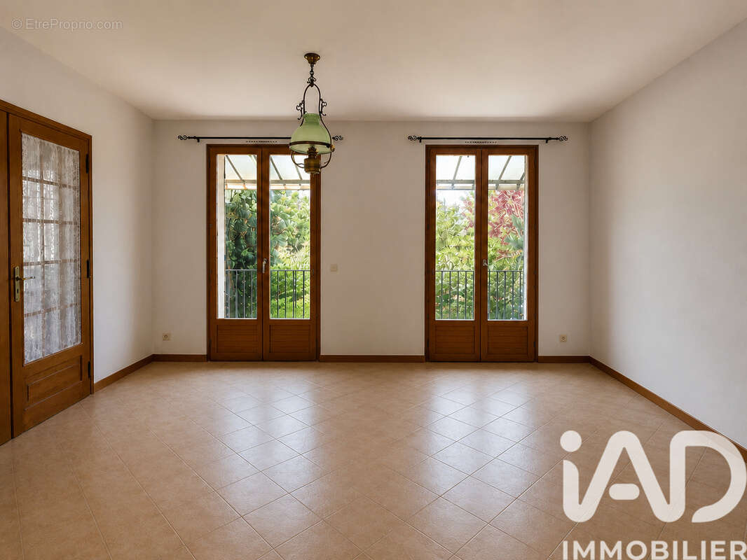 Maison 125 m² à Jussy  - photo 7