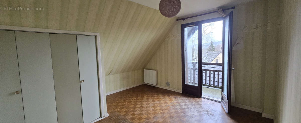 Maison à MONCEAUX-SUR-DORDOGNE