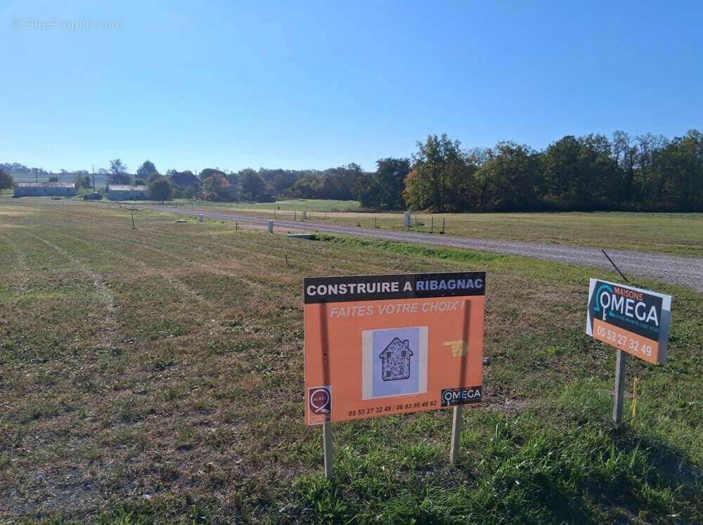 Terrain à RIBAGNAC