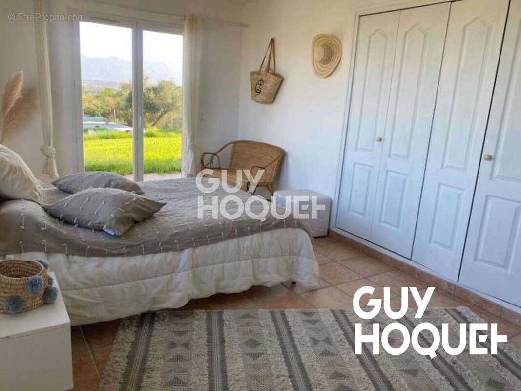 Maison à VILLENEUVE-DE-LA-RAHO