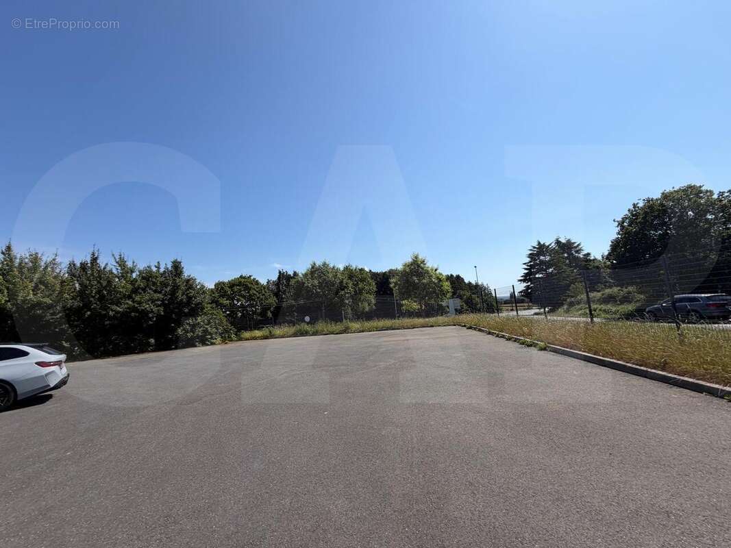 324 m² à Plaintel  - photo 3