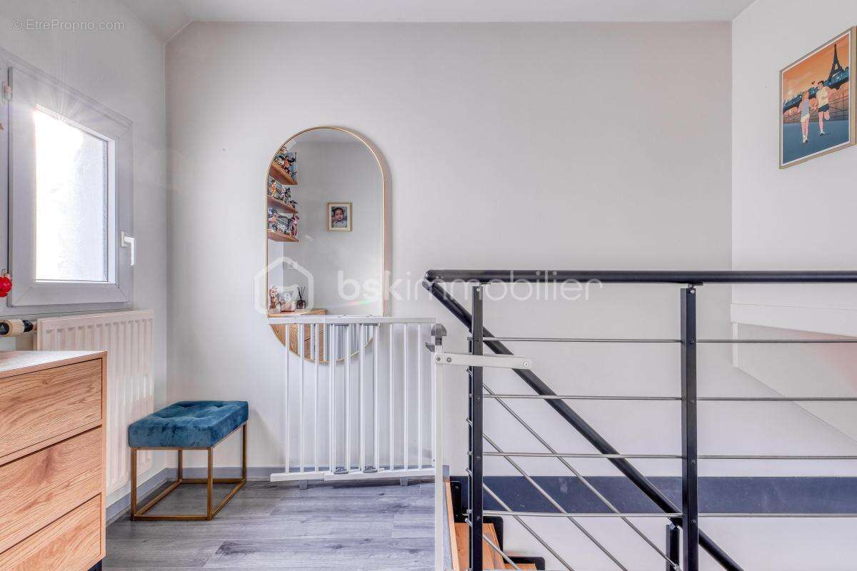 Duplex proche Centre Ville au Calme + balcon + box - photo 8