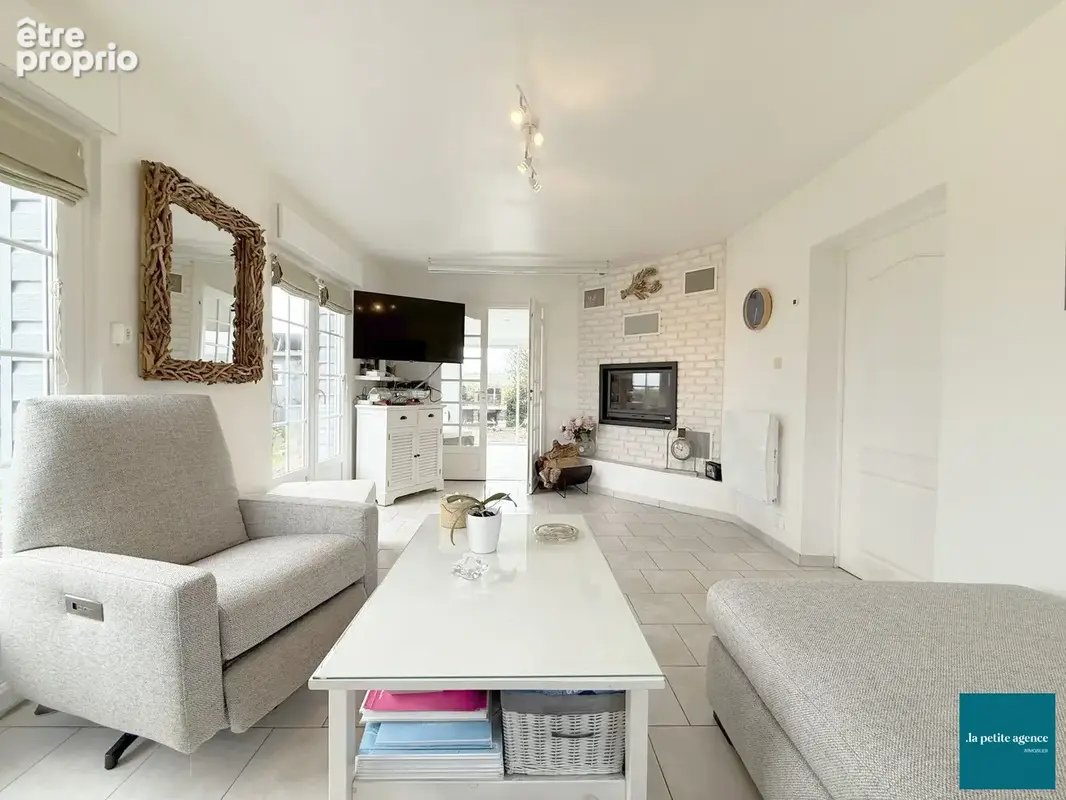 Maison 3 pièces 90 m² à vendre à Tonneville (50460) - photo 3