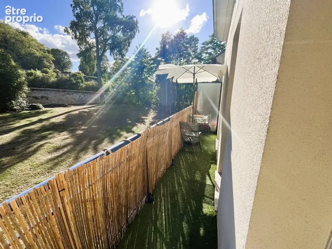 Grand appartement f3 duplex en residence securisee avec balcon et garage box vendu loue - photo 4