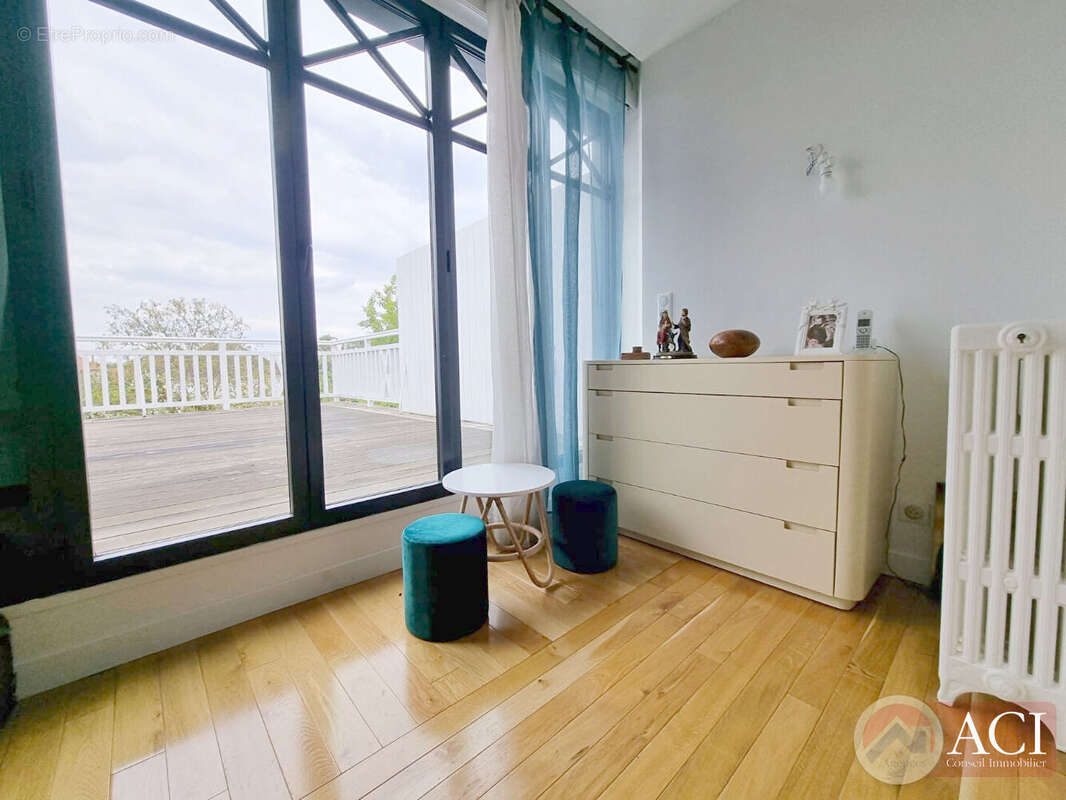 Maison à DEUIL-LA-BARRE